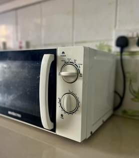 A picture of Microwave