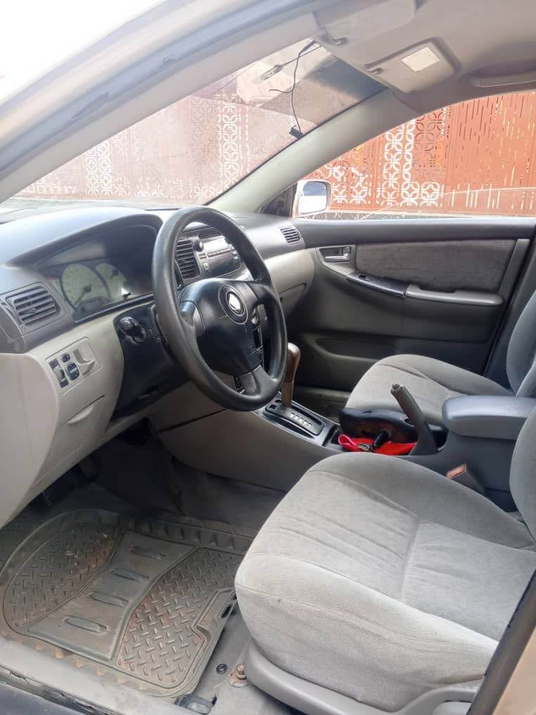 A picture of Toyota Corolla LE