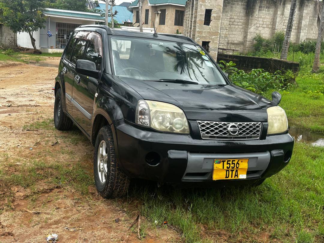 A picture of NISSAN XTRAIL FOR SALE 8 5M