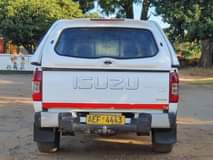 isuzu dteq