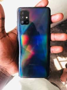 A picture of Sumsang galaxy A51