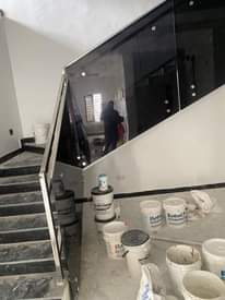 A picture of frameless glass handrails