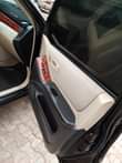 A picture of Toyota highlander 2004 model Going for 3 4m 100k settlement