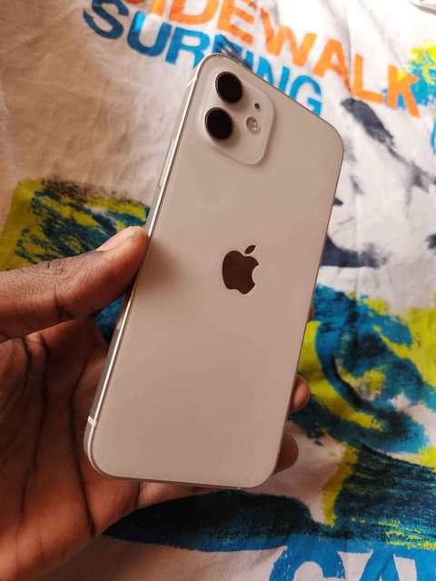 iPhone M.