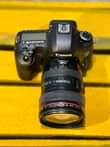 A picture of Nauza camera canon Mark III