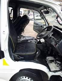 A picture of Toyota hiace 5l