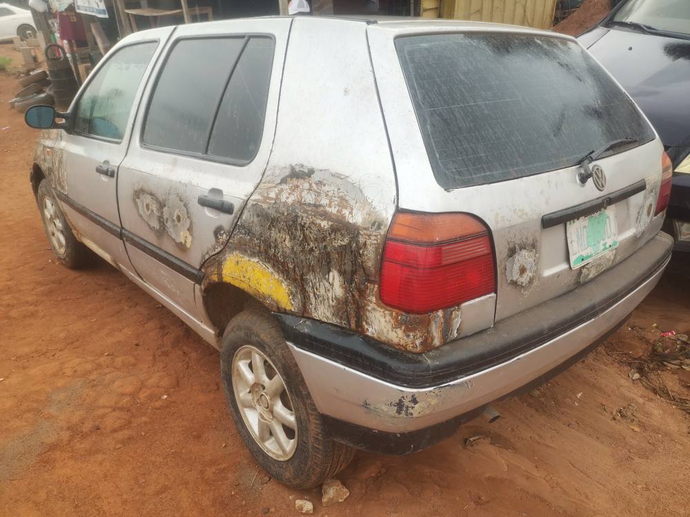 A picture of Volkswagen Golf 3 Automatic drive 1.6M 08032460788