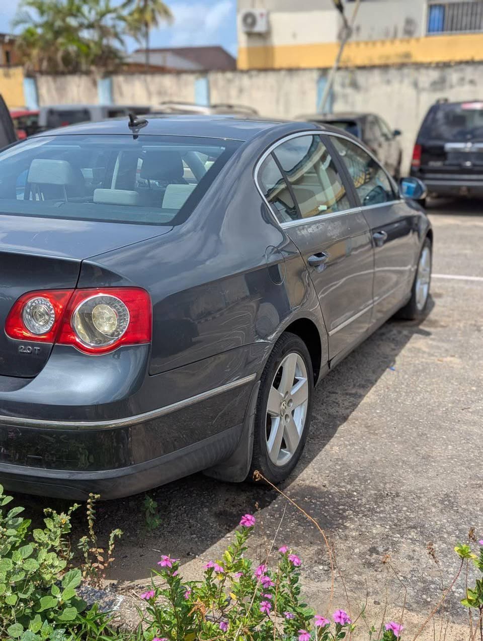A picture of Foreign used 2008 Volkswagen passat