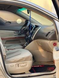 A picture of CLEAN REGISTERED LEXUS RX330 2006 MODEL Nothing to fix buy