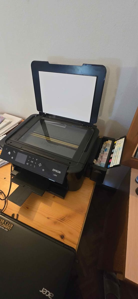A picture of EPSON L850 PRINT SCAN COPY