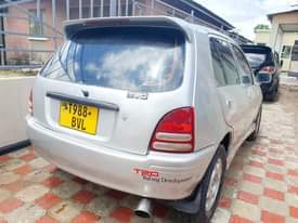 A picture of 2000 Toyota Starlet No