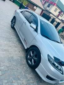 A picture of Toyota Camry 2010 Sport With Venza Engine