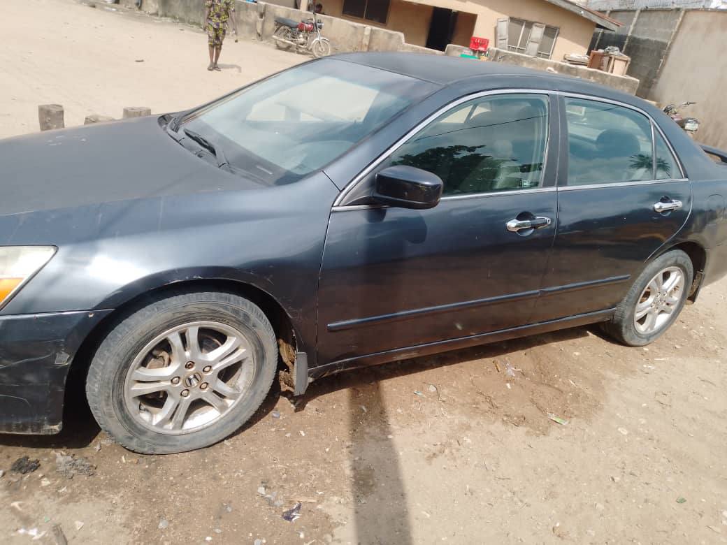 A picture of Honda Accord Discussion continues 2007 registered 09066107030 