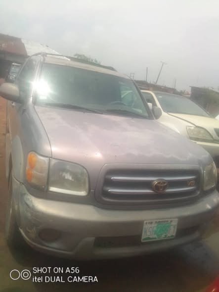 A picture of Toyota Sequoia