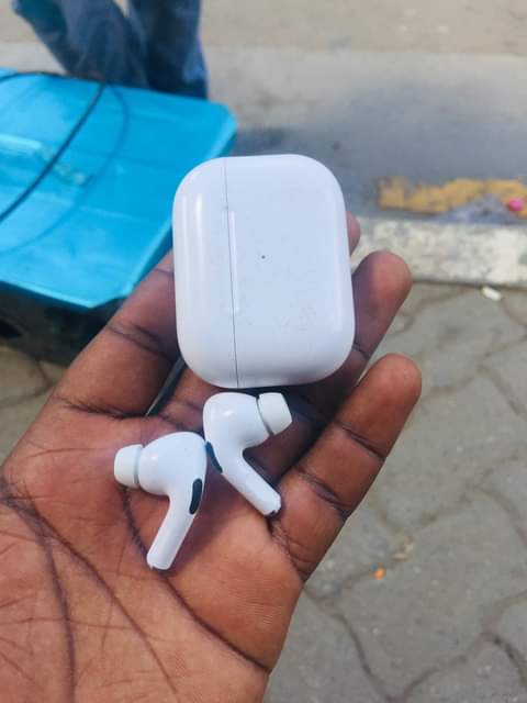 airpods