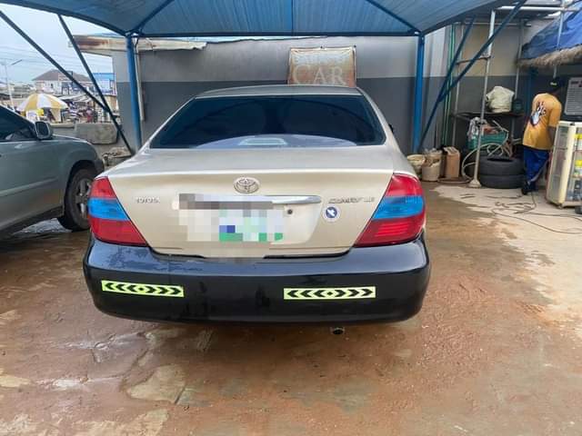 A picture of Toyota Camry in good condition Clean with nothing to fix