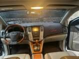 A picture of Lexus Rx330