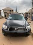 A picture of Toyota Highlander 2010