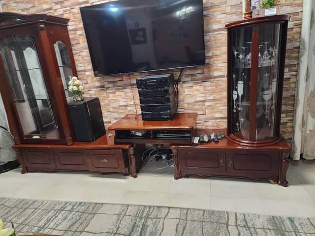 A picture of Nauza kabati Bei 450000 Location kimara call or watsup 0712896986