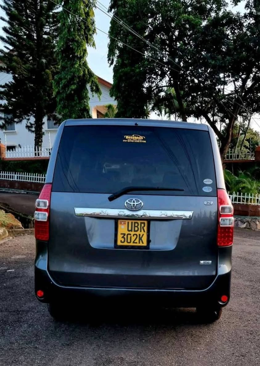 A picture of NOAH 2012 Black interior 7 seater 0775317314 Call WhatsApp
