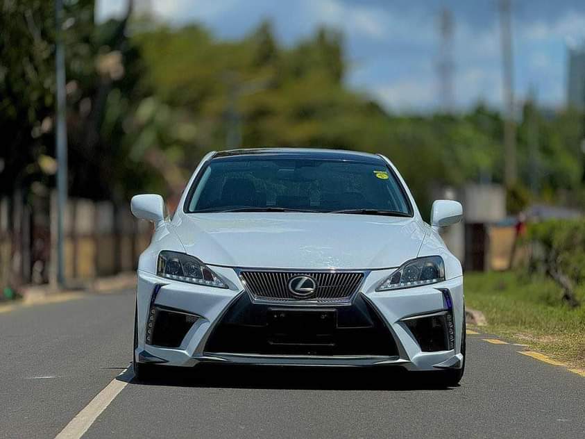 lexus