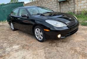 A picture of Lexus ES330 2006 First body nothing to fix Buy and