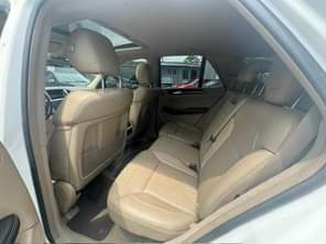 A picture of Mercedes Benz ML350 2014 model Tokunbo late entry Price 24