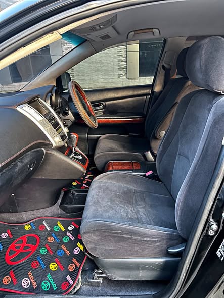 A picture of TOYOTA HARRIER ON SALE 0628 190 101
