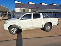 used toyota hilux