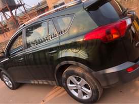 A picture of RAV4 hybrid model 2014
