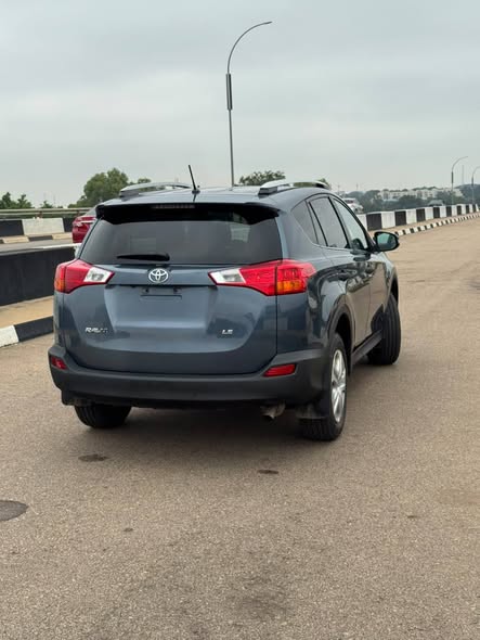A picture of Toyota RAV4 2014