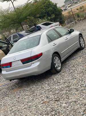 A picture of Clean 2005 Honda 1 850m