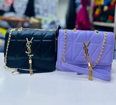A picture of Hands bags