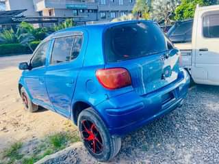 A picture of TOYOTA VITZ 0714058883