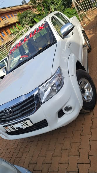 toyota hilux vigo