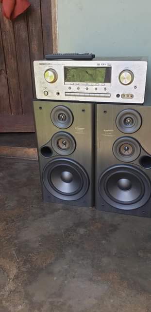 A picture of Sound system full set
