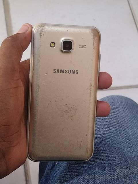 A picture of Samsang J5 GB 16