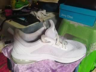 A picture of Shoes