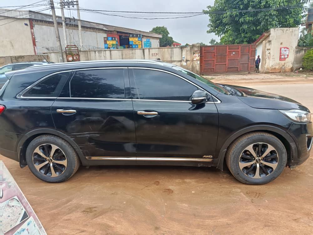 A picture of 2016 Kia Sorrento