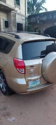 A picture of Highest grade Toyota RAV4 sound engine and gear chilling ac