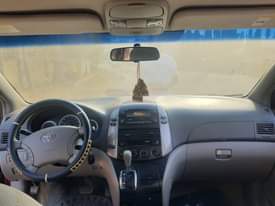 A picture of Sienna bus