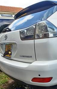 A picture of TOYOTA HARRIER 2 4 CC UBG VERY INTACT BUY AND