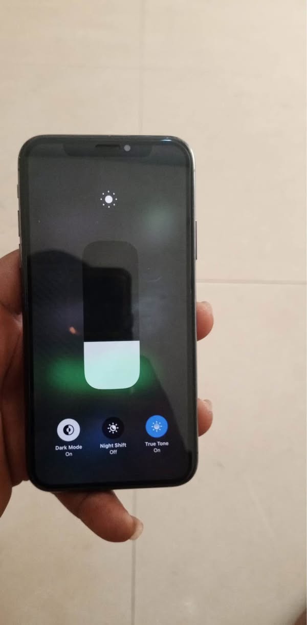 A picture of Sweet Deal iPhone X 64gb now available.