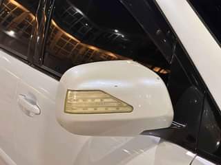 A picture of TOYOTA HARRIER