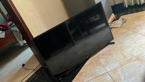 A picture of Samsung smart tv 40 on sale at give away price