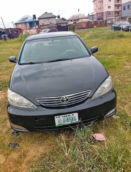 A picture of 2006 Toyota camry big daddy