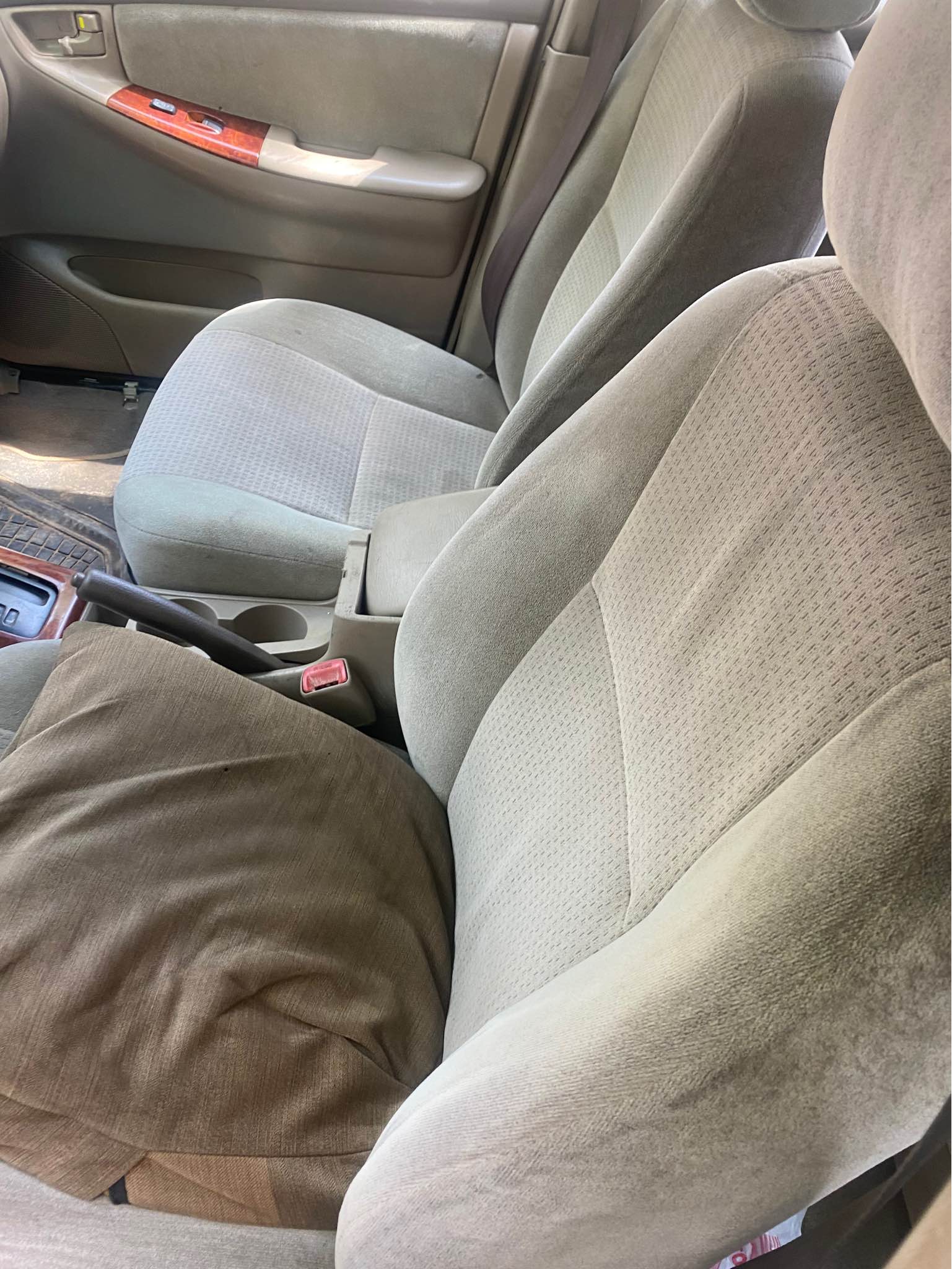 A picture of 07 Corolla