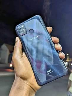 A picture of INFINIX HOT 10 LITE