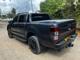 A picture of Ford inauzwa million 88 MAONGEZI YAPO GARI NZURI SN IPO