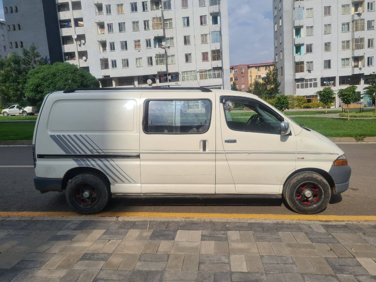 toyota dolphin